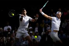 Live Streaming Wimbledon 2024: Medvedev Vs Alcaraz & Djokovic Vs Musetti, Mungkin Sampai Pagi - JPNN.com