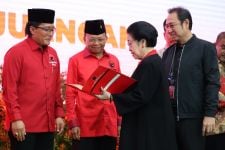 Cok Ace Ikhlas Megawati Pilih Koster – Giri Prasta, Sentil Program Tertunda - JPNN.com Bali