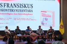 Tiga Kampus Bedah Buku Paus Fransiskus, Pererat Ikatan antarumat Beragama - JPNN.com