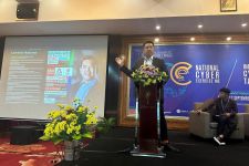 Leonardo Hutabarat Ungkap Strategi Hadapi Serangan Siber di Era Digital - JPNN.com