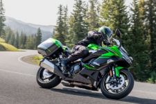 Kawasaki Ninja 1100SX MY2025 Diracik Lebih Agresif - JPNN.com