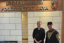 Merasa Jadi Korban Penipuan, Shamsi Ali Lapor ke Polda Metro Jaya - JPNN.com