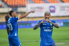 Persib Bandung Menang 2-0 Atas Persebaya Surabaya, Begini Reaksi Bojan Hodak - JPNN.com