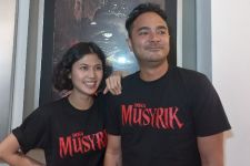 Perdana Akting Bareng Istri di Film Dosa Musyrik, Marthino Lio: Kesannya Seru - JPNN.com