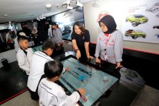 Dukung Kreativitas Anak, MMKSI Update Perangkat Lunak Wahana Mitsubishi di Kidzania - JPNN.com