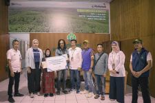 Asuransi Kitabisa Salurkan Santunan bagi Keluarga Penyadap Getah Pinus - JPNN.com