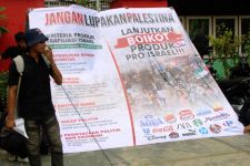 Aksi Solidaritas Palestina, Mahasiswa Serukan Boikot Produk Terafiliasi Israel - JPNN.com