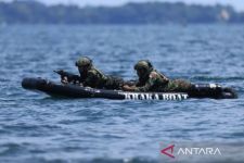 Memperkuat Kemampuan Tempur, Kopaska Latihan Peperangan Laut Khusus - JPNN.com