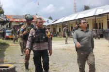 Dukung Penuh Pengamanan Pilkada di Puncak, Tim Asistensi Operasi Damai Cartenz 2024 Turun Gunung - JPNN.com