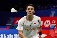 Jonatan Christie Tumbang, Trofi China Masters 2024 Milik Anders Antonsen - JPNN.com