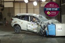 ASEAN NCAP Mengumumkan Hasil Uji Tabrak Mobil Listrik Neta V, Hemm.. - JPNN.com