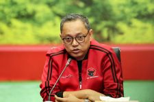 Deddy Sitorus Ungkap Anomali dari Banyaknya Spanduk yang Serang PDIP - JPNN.com