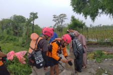 Siswa SD di Lombok Timur Hilang Terseret Arus Air Jaringan Irigasi - JPNN.com