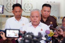 Kejagung Garap Dirkeu Adaro Setelah Periksa Petinggi Berau Coal & Pamapersada - JPNN.com