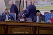 Momen Erdogan Walk Out saat Presiden Prabowo Berpidato dalam Forum KTT D-8 - JPNN.com