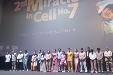 Nonton Film 2nd Miracle in Cell No. 7, Denny Sumargo Menangis - JPNN.com