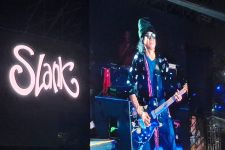 Membaik seusai Dirawat Sebulan, Abdee Energik di Konser Slank ke-41 Tahun - JPNN.com