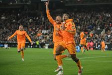 Valencia Vs Madrid: Bellingham Gagal Penalti, Gol Mbappe Batal, Vinicius Kartu Merah - JPNN.com