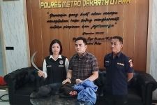 Polisi Tangkap Pencuri Bersajam yang Bacok Pengemudi Minibus di Pintu Tol Plumpang - JPNN.com