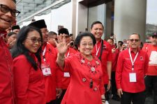 Saat Megawati Cerita Pernah Dilukis Jelek dan Digambar Entok - JPNN.com