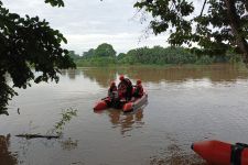 Perahu Pasutri di Ogan Ilir Alami Kebocoran, Satu Orang Tenggelam - JPNN.com