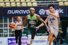 Michael Qualls Ganas, Borneo Hornbills Buka Pekan Keempat IBL 2025 dengan Kemenangan - JPNN.com