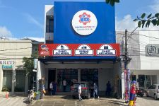 Cakra Motor 11 Bintaro Ulas Bahaya Aki Rekondisi - JPNN.com