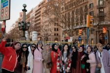 Shandy Purnamasari Bawa 100 Orang Jalan-Jalan ke Spanyol - JPNN.com