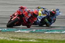 MotoGP 2025: Podium Pertama, Marc Marquez Masuk Buku Sejarah - JPNN.com
