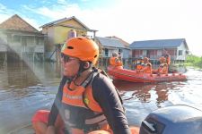 ABK Jukung Tenggelam di Sungai Komering Masih belum Ditemukan, Tim SAR Terus Bergerak - JPNN.com