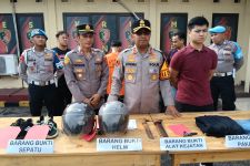 Tersulut Dendam, 3 Pria Nekat Curi Motor Dinas Polisi di Serang - JPNN.com