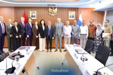 Mendiktisaintek Bertemu Wakil Menteri Rusia, Hasilnya Ini - JPNN.com
