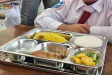 Buntut Keracunan di Cianjur, Dapur MBG Dihentikan Sementara - JPNN.com