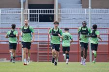 Live Streaming Arema FC Vs Persebaya: Bajol Ijo Bisa Gusur Dewa - JPNN.com