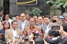 Anas Urbaningrum Puji Kepiawaian Jokowi Kelola Isu Ijazah Palsu - JPNN.com Jabar