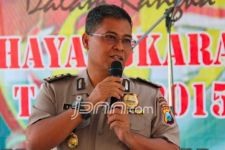 Polisi Sita Seprai dan TV Firza Husein sebagai Bukti - JPNN.com