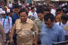 Prabowo dan Anies Keliling di Kampung Akuarium - JPNN.com