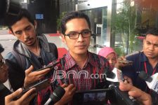 Ketua dan Tiga Anggota DPRD Lampung Tengah Ditahan KPK - JPNN.com