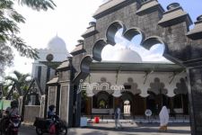 Keunikan Masjid Rahmat yang Dibangun Sunan Ampel dari Arsitektur hingga Kaligrafinya - JPNN.com