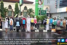 Hantu Bagi Takjil - JPNN.com