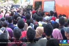 Tukar Uang, Jangan Rebutan Dong.. - JPNN.com