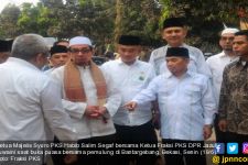 Fraksi PKS Buka Bersama Pemulung di Bantargebang - JPNN.com