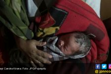Di Atas Kapal Mudik, Maria Lahirkan Bayi Candra Kirana - JPNN.com