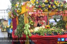 Ke Danau Toba? Ada Pesta Akbar Festival Bunga dan Buah 2017? - JPNN.com
