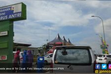 Biar Penuh, Pemudik Tetap Pilih ?Rest Area KM 130 Cipali - JPNN.com