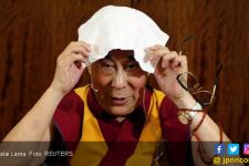 China Sewot Lihat Dalai Lama Dijamu di Amerika: Dia Separatis Bekedok Agama! - JPNN.com