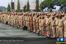 Gubernur Akan Temui Asman, Minta Honorer Diangkat jadi CPNS - JPNN.com