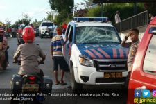 Tahan Motor Raja, Polres Fakfak Diserang Warga - JPNN.com