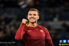 Demi Penggemar, AS Roma Tunda Transfer Edin Dzeko ke Chelsea - JPNN.com