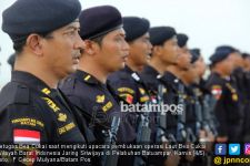 Dirjen BC Janji Basmi Seluruh Kegiatan Ilegal di Batam - JPNN.com